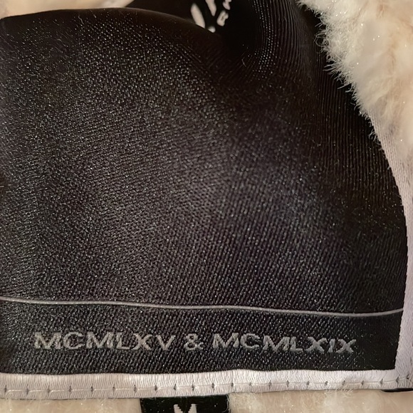 Runway Faux Fur Vest - Picture 8 of 8